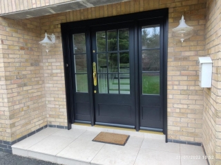 Door 10