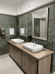 31- Gents Vanity