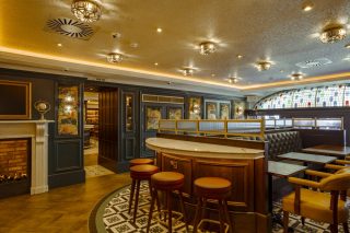 44- Mercantile Hotel & Bar