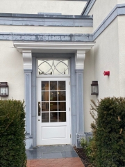 Door 16