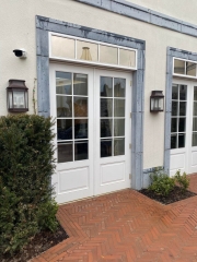 Door 18