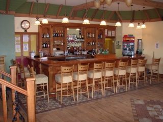 Bar fit out